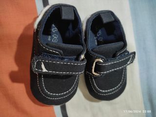 Lil Feet Crib Shoes 6 to 9 months