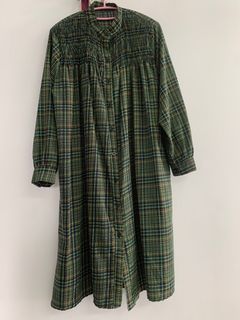 (Category: ) located in . Submitted by wanis_wardrobe (Listing ID 1309185175, Image 1). Description: .
