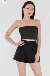 (Category: ) located in . Submitted by shoptillyoudrop22 (Listing ID 1309220745, Image 1). Description: .