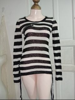 M: ROYAL BONES STRIPES KNITTED TOP BLACK AND WHITE