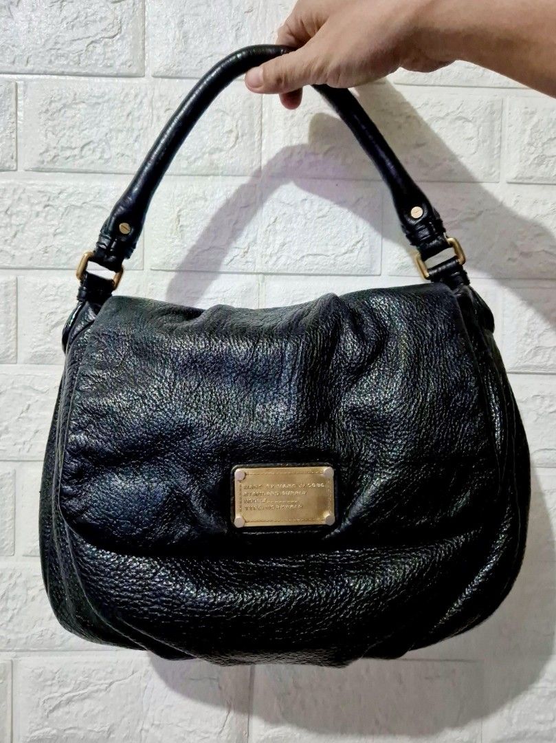 Marc Jacobs (Category: Luxury Bags & Wallets) located in Manila. Submitted by muliph (Listing ID 1309193449, Image 1). Description: .