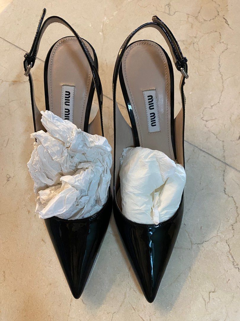miu miu pointed toe sneakers