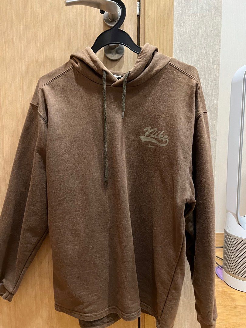Nike Vintage Hoodie Men s Fashion Coats Jackets and Outerwear on Carousell
