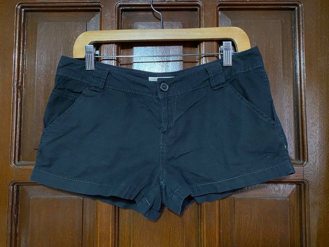 No boundaries light shorts Women s Fashion Bottoms Shorts on Carousell