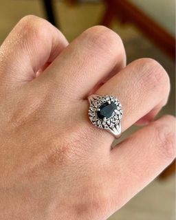 Platinum Old Sapphire with Diamonds Ring