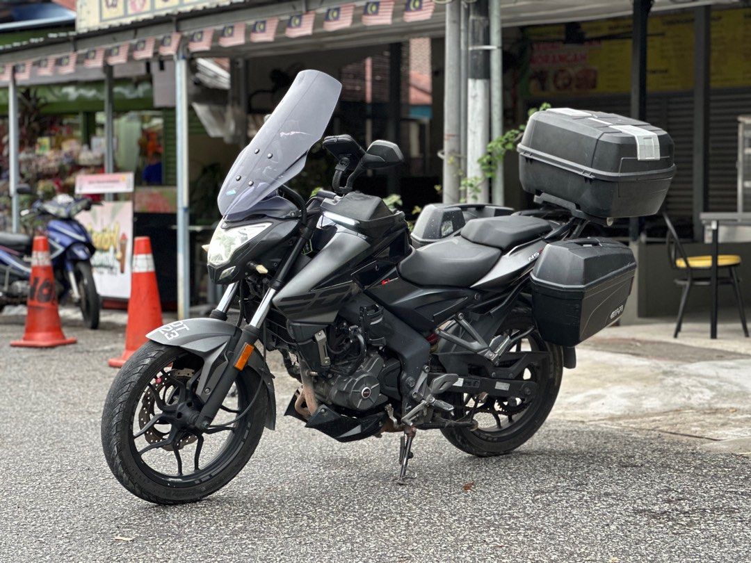 Ns 200 touring top