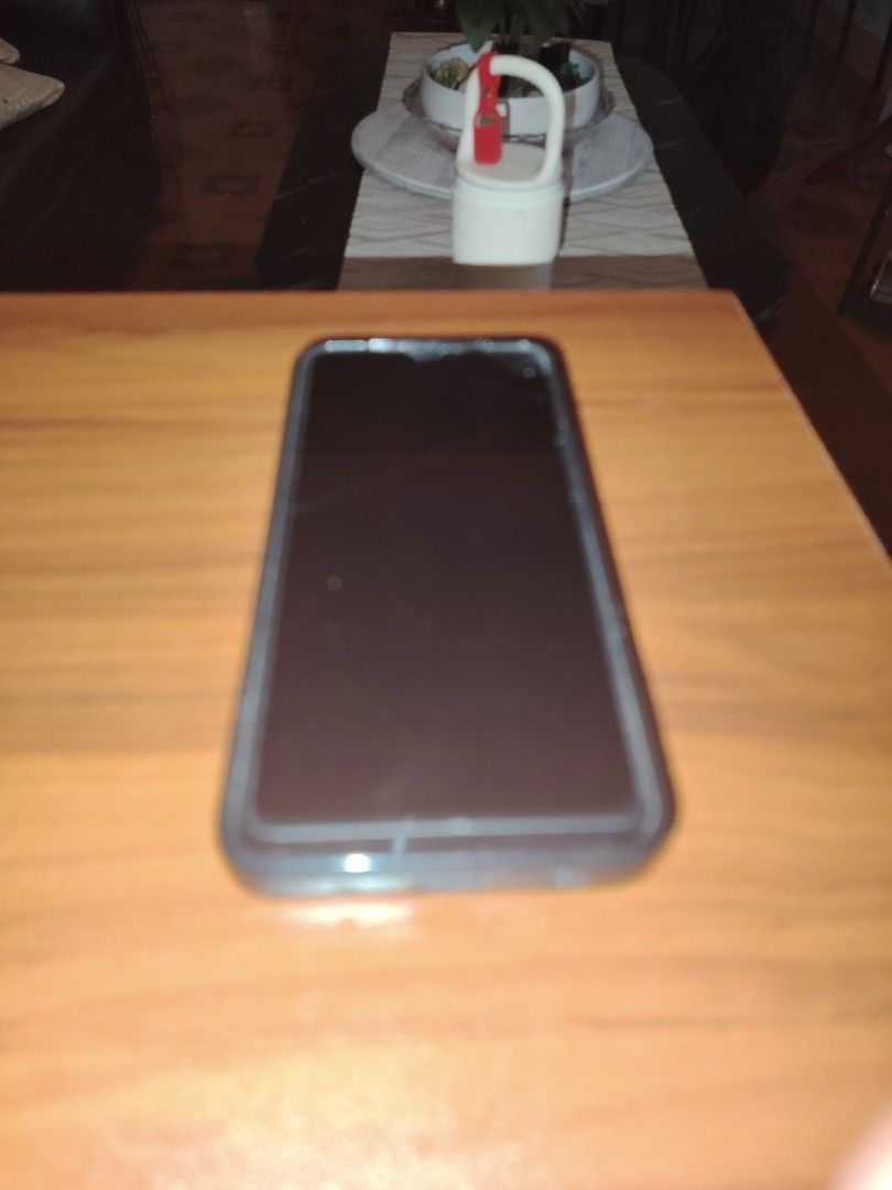 *REPRICED* Redmi Phone - De-cluttering (Category: Xiaomi) located in Pasay City. Submitted by rapcalilung (Listing ID 1309258893, Image 3). Description: Item comes with mobile phone and case. No phone box, charger, earphones. Bought July 2023 from MI store. Pre-loved, lady-owned. Good working condition, for social media, Zoom, MS Teams, Call of Duty Mobile, Mobile Legends. Can be inserted with Memory Card. Reason for selling: De-cluttering, need 