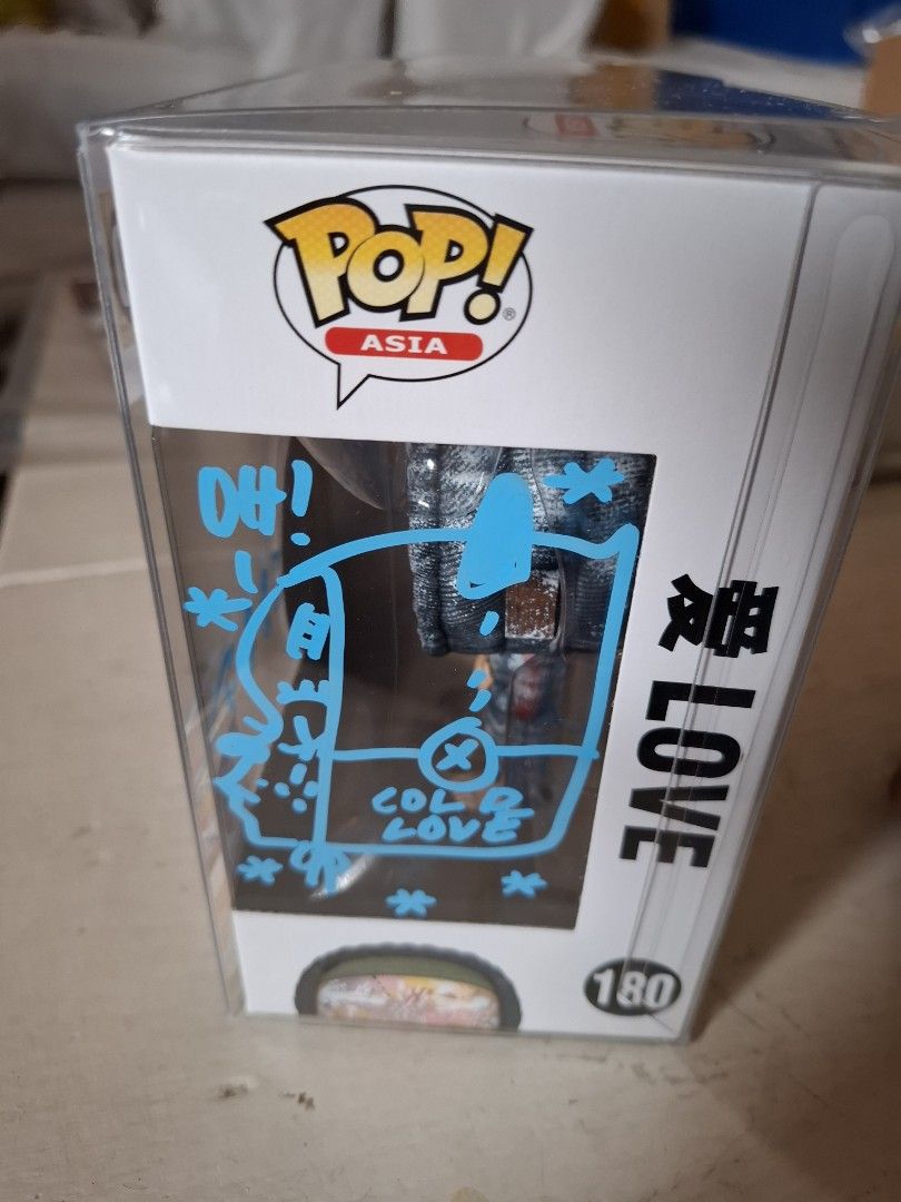 Reen Barrera Toycon (Category: Designer & Blind Box Toys) located in Manila. Submitted by beedle2009 (Listing ID 1309258902, Image 2). Description: Toycon LE500 Love Box Condition: 9.5/10.