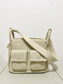 [REPRICED] RUSH SALE, FREE SHIPPING! LIMITED EDITION House of Little Bunny Brick Bag (White Jean)