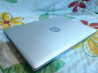 Sameday Deliver Laptop HP Probook 440 G9 Core i5 12th Gen DDR4 12cpus 10Cores! Windows 11 Pro x64  512gb M.2 NVME SSD 16gb DDR4  7-8 hours battery Intel Iris XE graphics 8gb 1920x1080