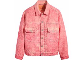 (Category: ) located in . Submitted by 666closet (Listing ID 1309292803, Image 1). Description: .