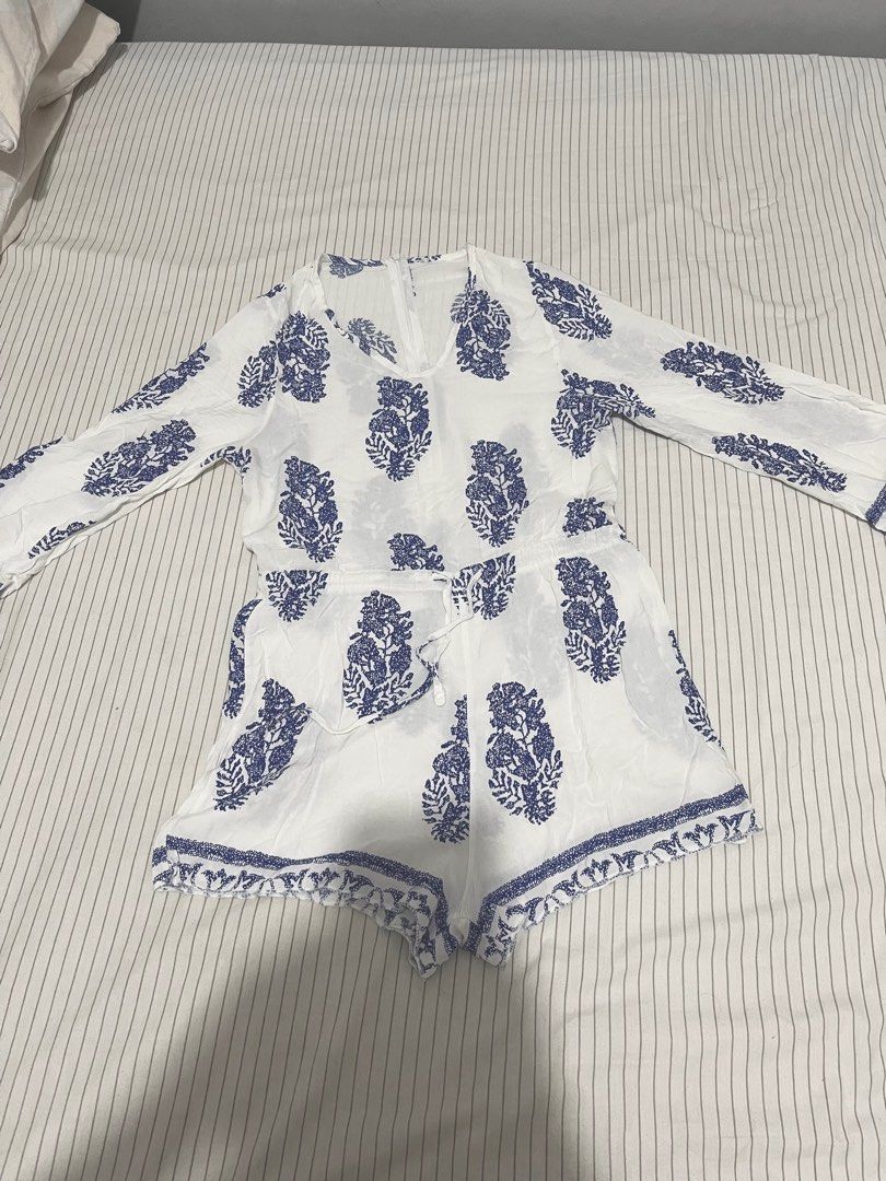 Summer romper (Category: Rompers) located in Paranaque City. Submitted by declutter_things (Listing ID 1309287752, Image 1). Description: No issue Last price posted na po .