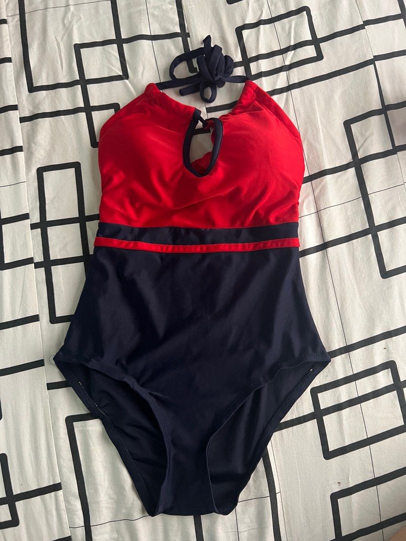 Three Swim Wear (Category: Bikinis & Swimsuits) located in Mandaluyong City. Submitted by txnylll (Listing ID 1309254969, Image 2). Description: Get all for 450 .