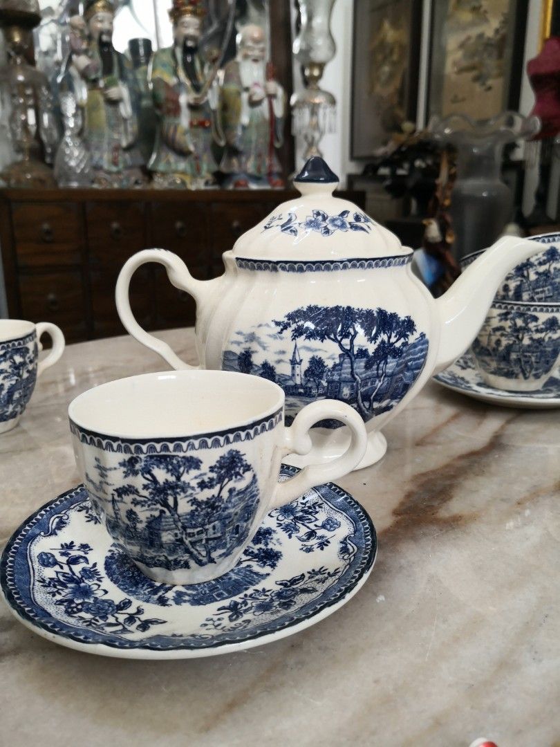 Vintage Blue and White Japanese Tea Set, Hobbies & Toys