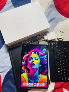 Xiaomi mi pad 5 8+256G complete with keyboard and mouse