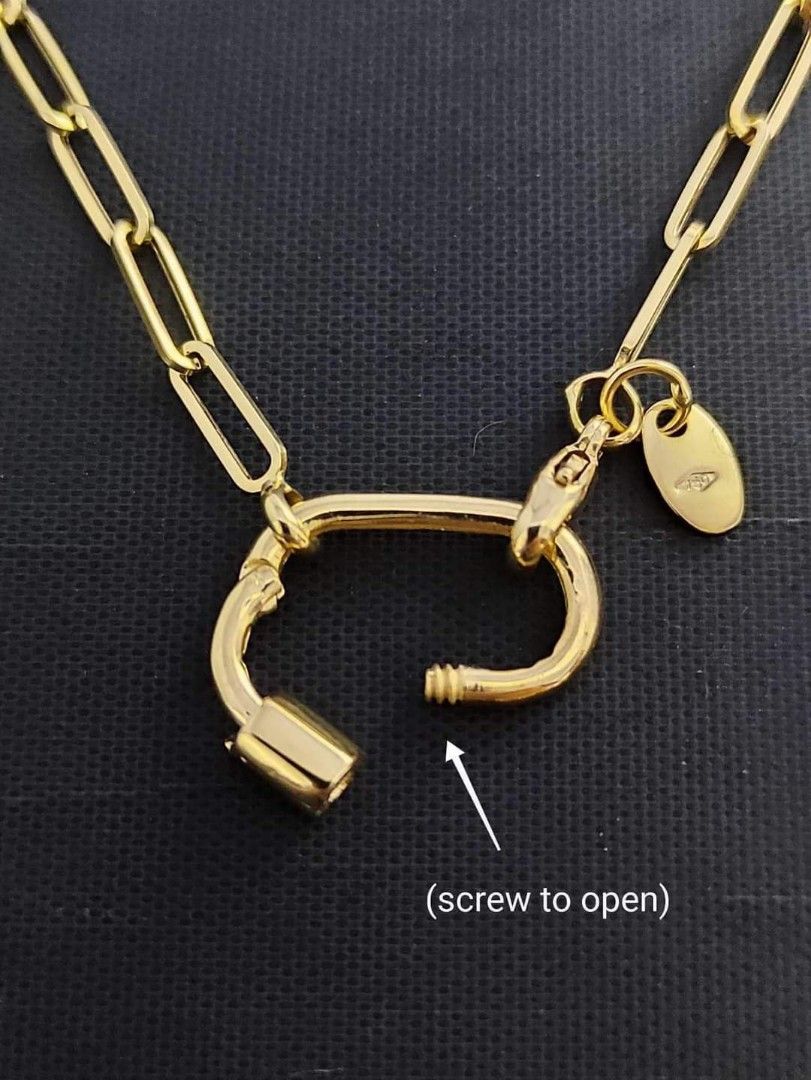 18K Saudi Gold carabiner (Category: Necklaces) located in Manila. Submitted by bhelgoldseller2ndaccount (Listing ID 1309451111, Image 2). Description: New!!✨New!!✨New!! Authentic 18k Saudi Golds pendant 💫💫💫 💯pawnable/naisasanla 💯with high appraisal rate 💯good investment 💯Direct supplier price 😘 👉OPEN for resellers 👌👌 🌺please take time to evaluate their actual sizes and grams 👉👉Best panggift for all occasions ✅ Sold per grams not per
