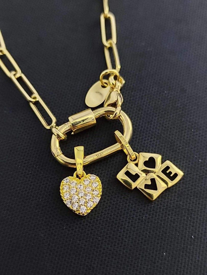 18K Saudi Gold carabiner (Category: Necklaces) located in Manila. Submitted by bhelgoldseller2ndaccount (Listing ID 1309451111, Image 3). Description: New!!✨New!!✨New!! Authentic 18k Saudi Golds pendant 💫💫💫 💯pawnable/naisasanla 💯with high appraisal rate 💯good investment 💯Direct supplier price 😘 👉OPEN for resellers 👌👌 🌺please take time to evaluate their actual sizes and grams 👉👉Best panggift for all occasions ✅ Sold per grams not per