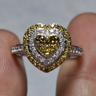18k White Gold Diamond And Yellow Topaz Ring