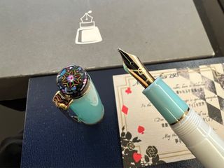 （分類：）位於 。 由 laurenera 提交（商品編號 1309440102，圖片 1）。簡介： 。