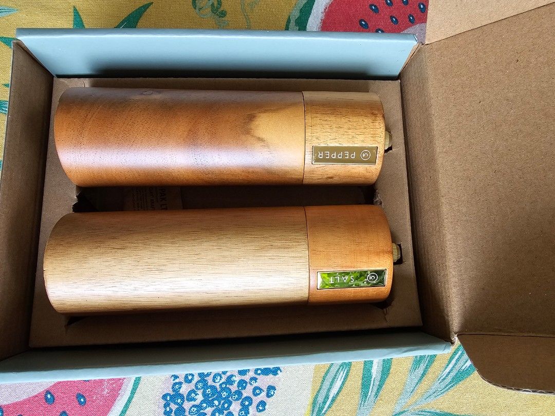 Acacia Salt & Pepper Mills (Category: Cookware & Accessories) located in Antipolo. Submitted by gomed (Listing ID 1309399862, Image 2). Description: Brand New Crofton Festive Classics Made from FSC certified acacia wood Designed in Australia.