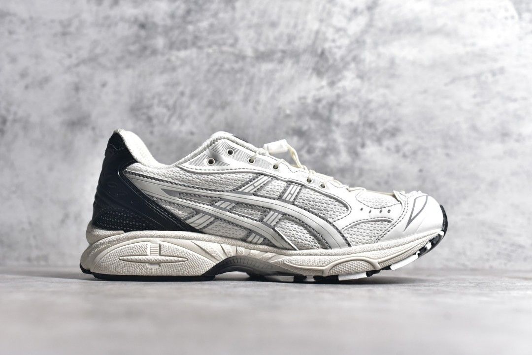 ASICS GEL KAYANO 14 Off white black shoes Men s Fashion Footwear Sneakers on Carousell