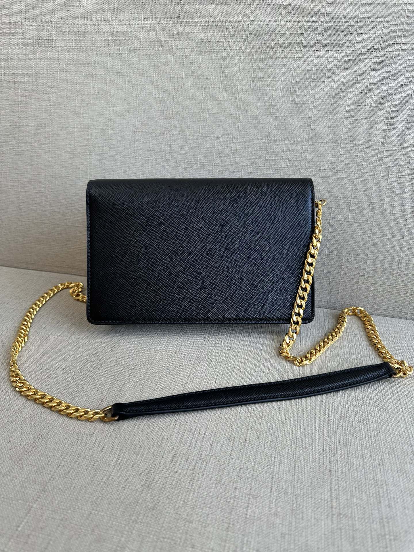 Authentic prada saffiano leather shoulder bag series messenger bag