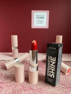 Avon Hydramatic Shine Lipstick