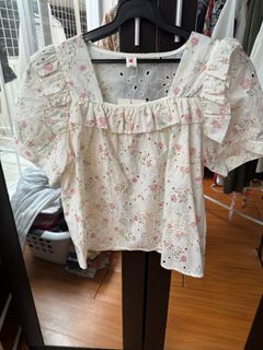 (Kategori: ) berada di . Dikirim oleh dellaoktavia (ID iklan 1309449881, Gambar 1). Deskripsi: .