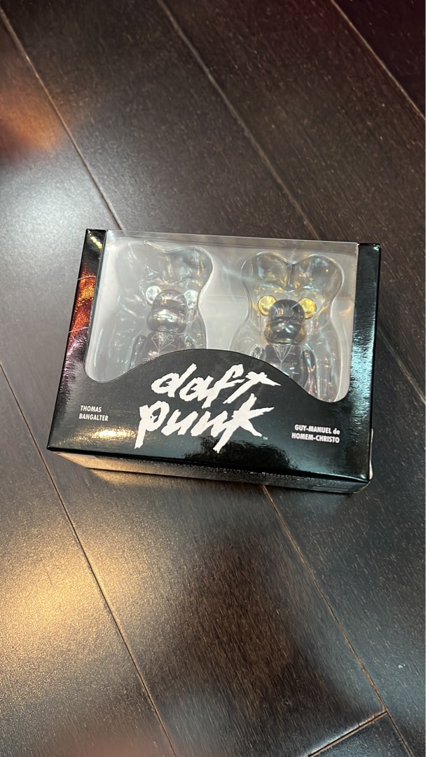 Bearbrick Daft Punk Rare, Antik, Pajangan di Carousell