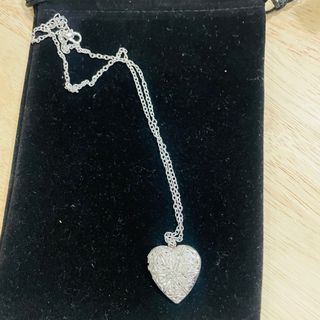 Brand New! Heart Silver Locket Necklace
