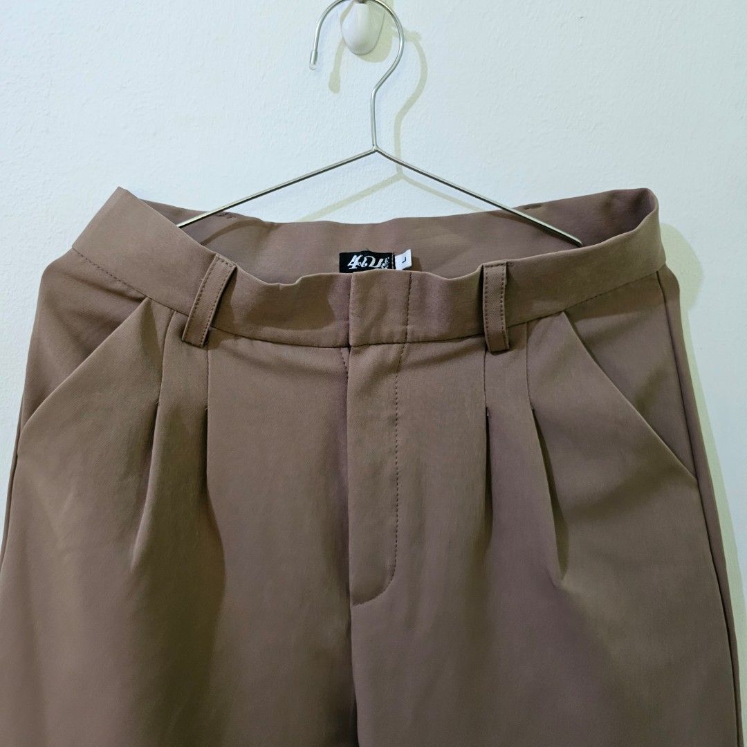 Brown/Latte High Waist Trouser (Category: Other Bottoms) located in Cavite. Submitted by jmstuff__ (Listing ID 1309394946, Image 2). Description: READ ‼️‼️ Brand: Highfivedenims (from 🟠 app) Size: Large - best fit to 28-29inches Other Details 👉 originally P680 👉 rarely used 👉 please refer to last pic for "when worn" pic.