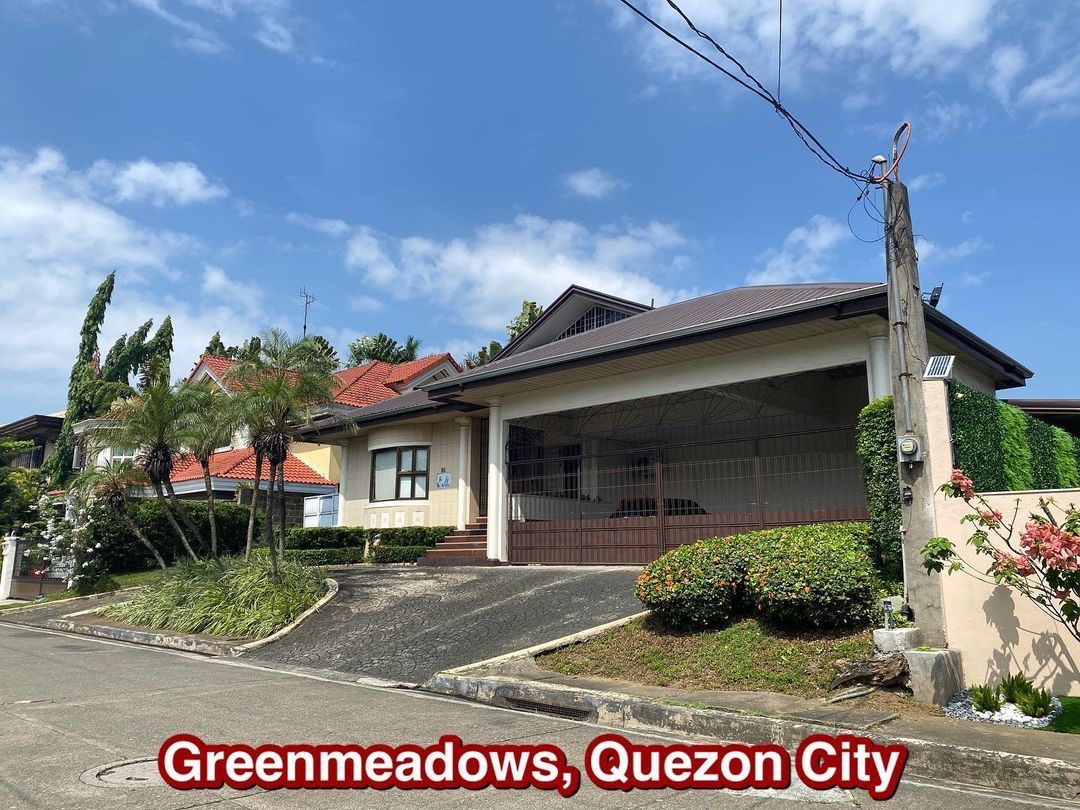 Bungalow House & Lot for Sale Green meadows Quezon City, Property, For