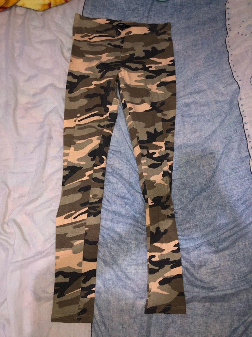 Forever 21 camouflage leggings shop
