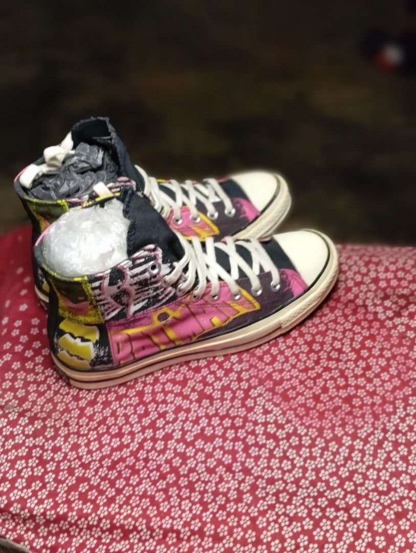 Converse (Category: Sneakers) located in Ipoh. Submitted by kamarulbundle (Listing ID 1309507291, Image 3). Description: condition mmg mcm baru xda defect saiz tag 7.5 uk blh rujuk gambar rm50.