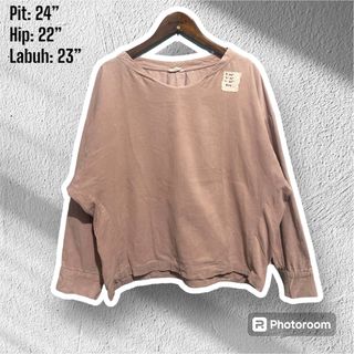 (Category: ) located in . Submitted by blink.attire (Listing ID 1309493005, Image 1). Description: .