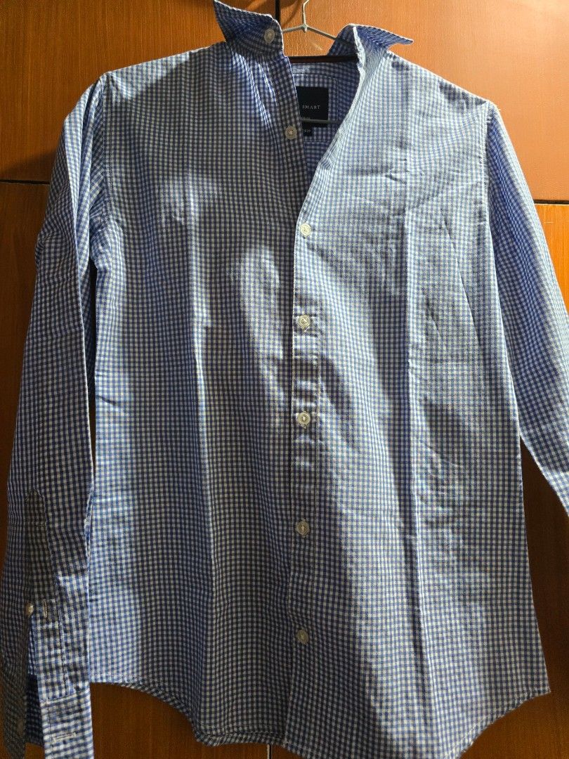 COTTON ON LONG SLEEVES (Category: Formal Shirts) located in Paranaque City. Submitted by pseumaidc (Listing ID 1309494162, Image 1). Description: COTTON ON SLIM FIT XXS LIGHT BLUE CHECKERED.