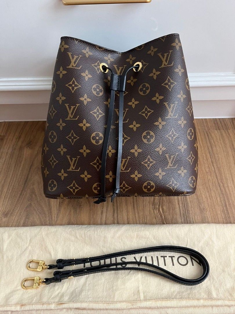 Fast Sale Preloved LV Neonoe Monogram Black/Noir 2018 Comes with