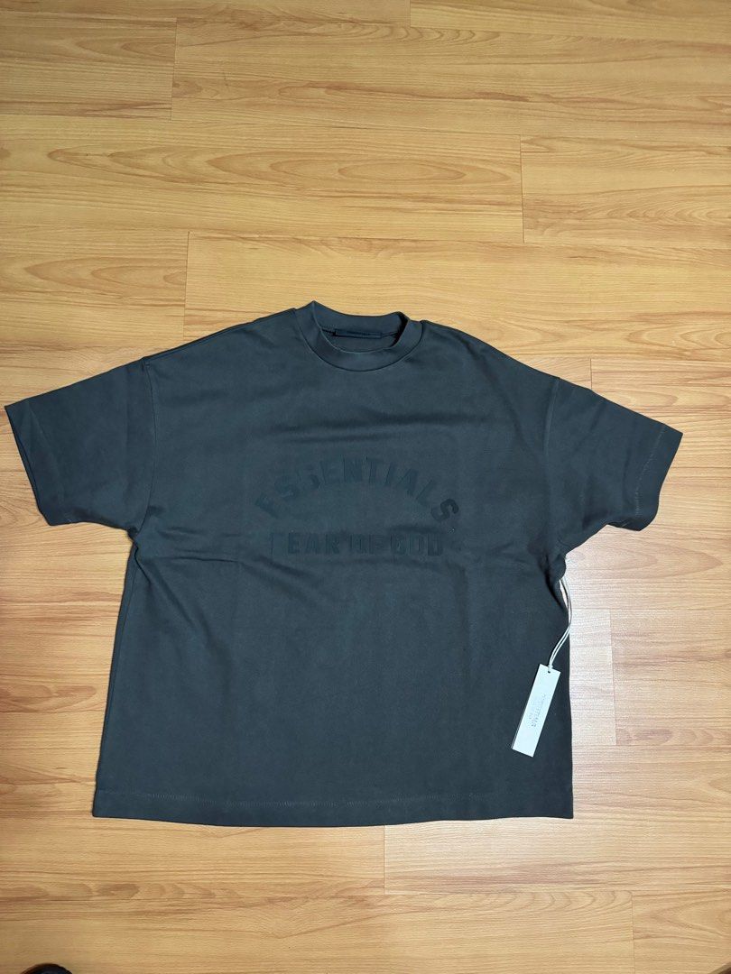 FEAR OF GOD ESSENTIALS Tshirt (Category: Tshirts & Polo Shirts ) located in Pasig City. Submitted by starluxeph (Listing ID 1309485312, Image 2). Description: FEAR OF GOD ESSENTIALS Gray Crewneck T-Shirt Size: XS (fits up to L) Brand New.