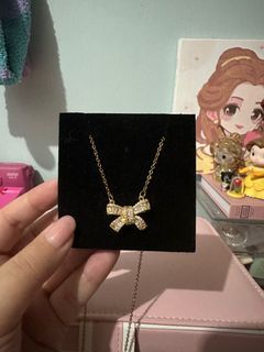 Gold Ribbon with Baguette Cut Necklace