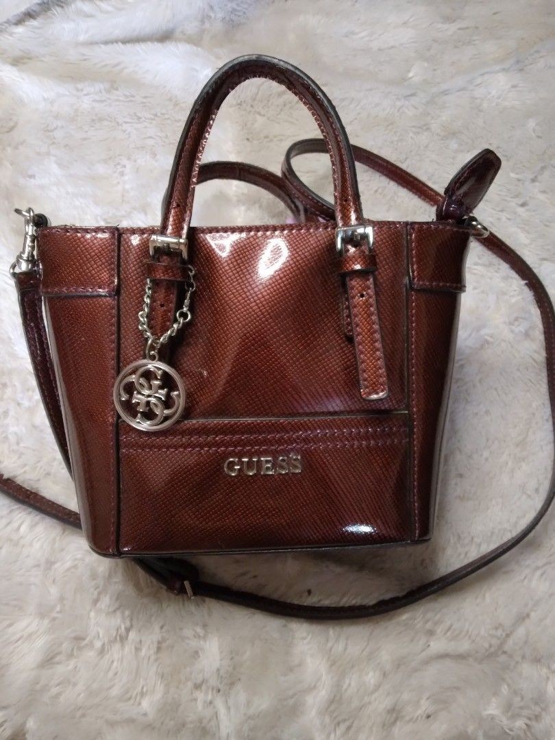 Guess delaney patent mini maroon mini bag