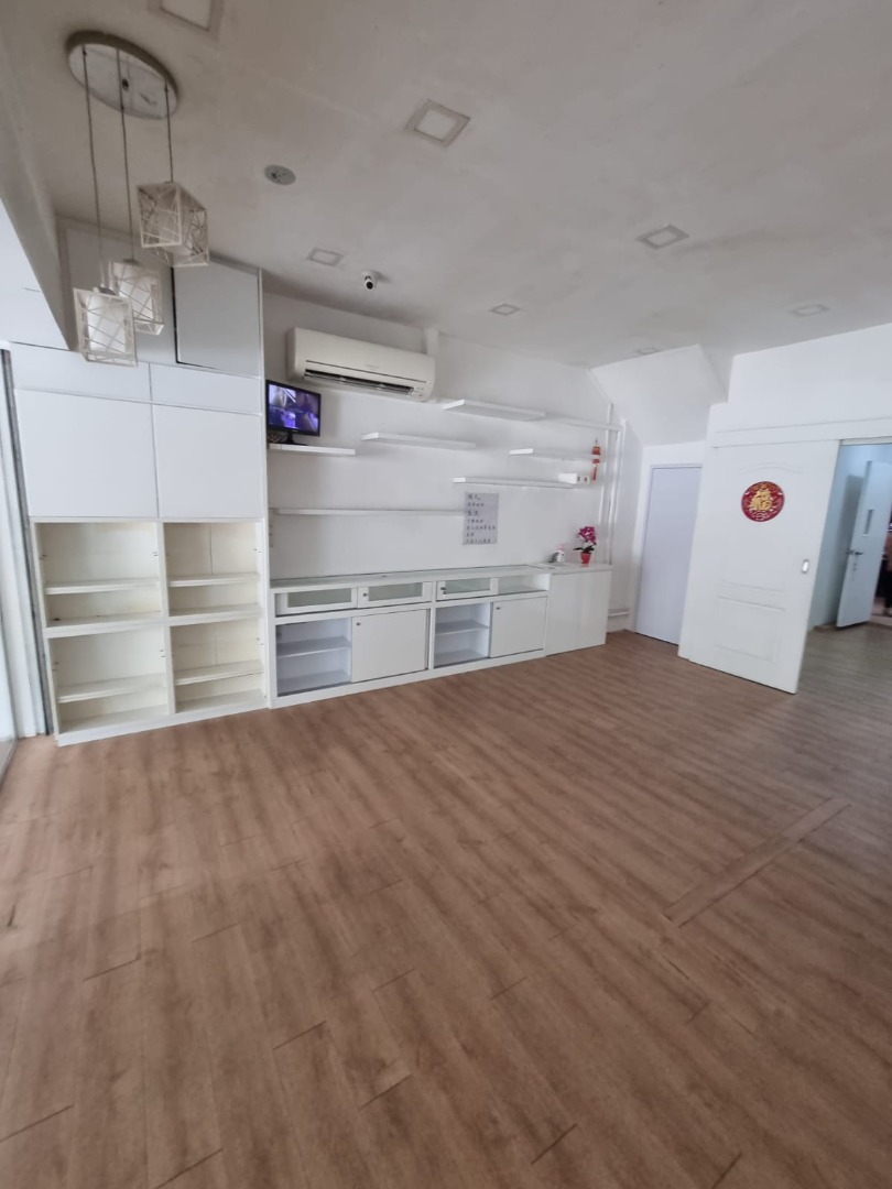 (Category: ) located in . Submitted by property.expert (Listing ID 1309416119, Image 1). Description: .