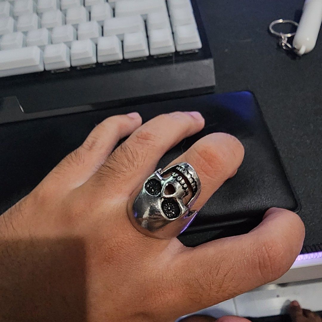 H M Skull Ring Size L Men s Fashion Watches Accessories Jewelry on Carousell