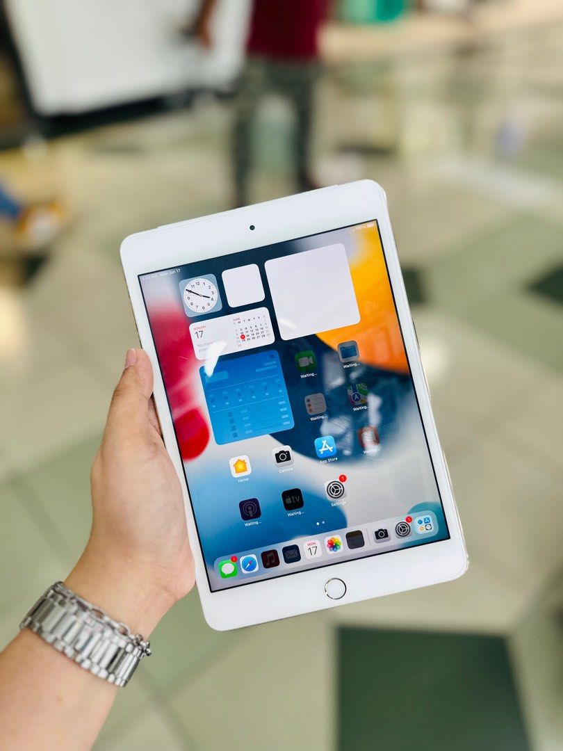 Ipad Mini 4 128GB WIFI AND CELLULAR NO ISSUES openline (Category: iPad) located in San Juan City. Submitted by saabangadgetshop (Listing ID 1309493640, Image 3). Description: Onhand | Pre-owned Ipad Mini 4 128GB WITH SIM OPENLINE NTC APPROVED NO HIDDEN ISSUES NO HISTORY OF REPAIR 99%Smooth TEST TO SAWA RESET ALL YOU WANT NOT REFURBISHED AUTHENTIC PHONE ALL WORKING FREE 3uTools 🖥️ Mode of Payment : ⬇️ ▪️Cash ▪️Bank Transfer ▪️Gcash ▪️Credit Card 