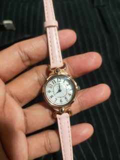 J-Axis Small Ladies Mother pearl Watch Japan