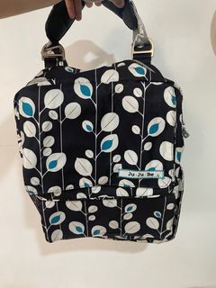 JUJUBE Diaper Backpack (Multipockets)