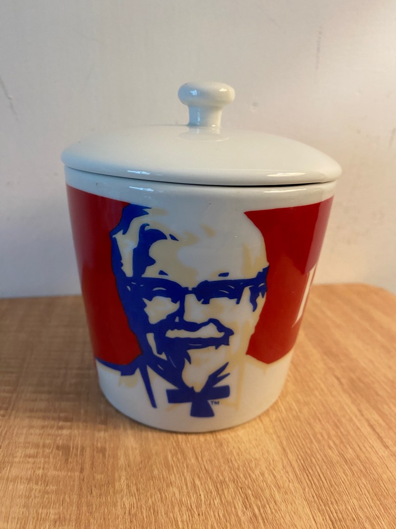 絕版收藏-KFC肯德基爺爺附蓋馬克/湯杯, 書籍、休閒與玩具, 收藏、紀念品, 其他古董在旋轉拍賣