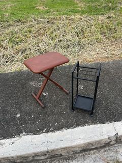leather folding chair / steel umbrella rack