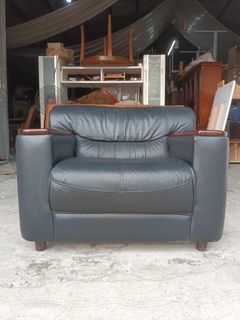 Leather Single Sofa