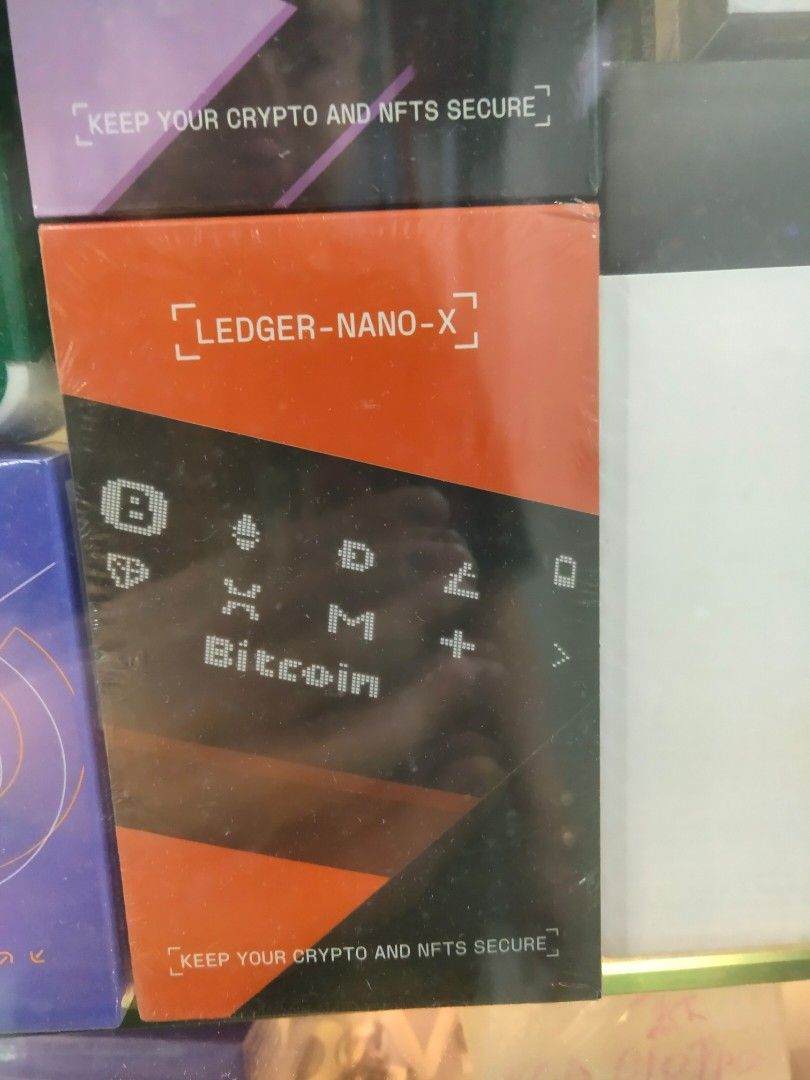 ledger nano X 全新原裝行貨冷錢包公司抽獎黑色第二代二點零版本電池更好冇咁易壞唔係第一代黑色盒