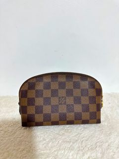 lv pouch
